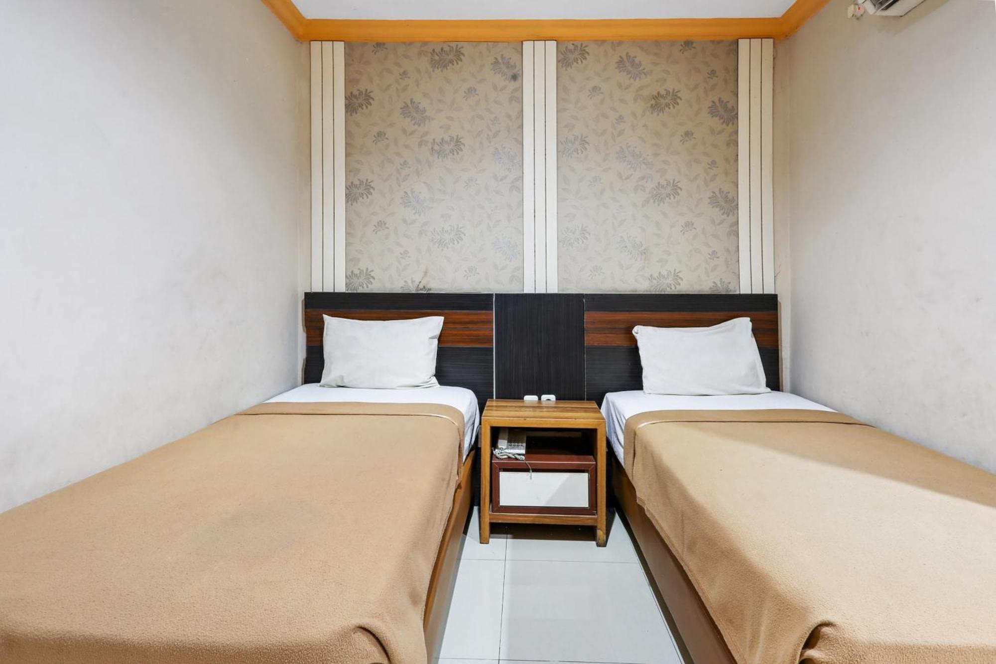 Collection O 93163 Hotel Grand Kartika Parepare Esterno foto